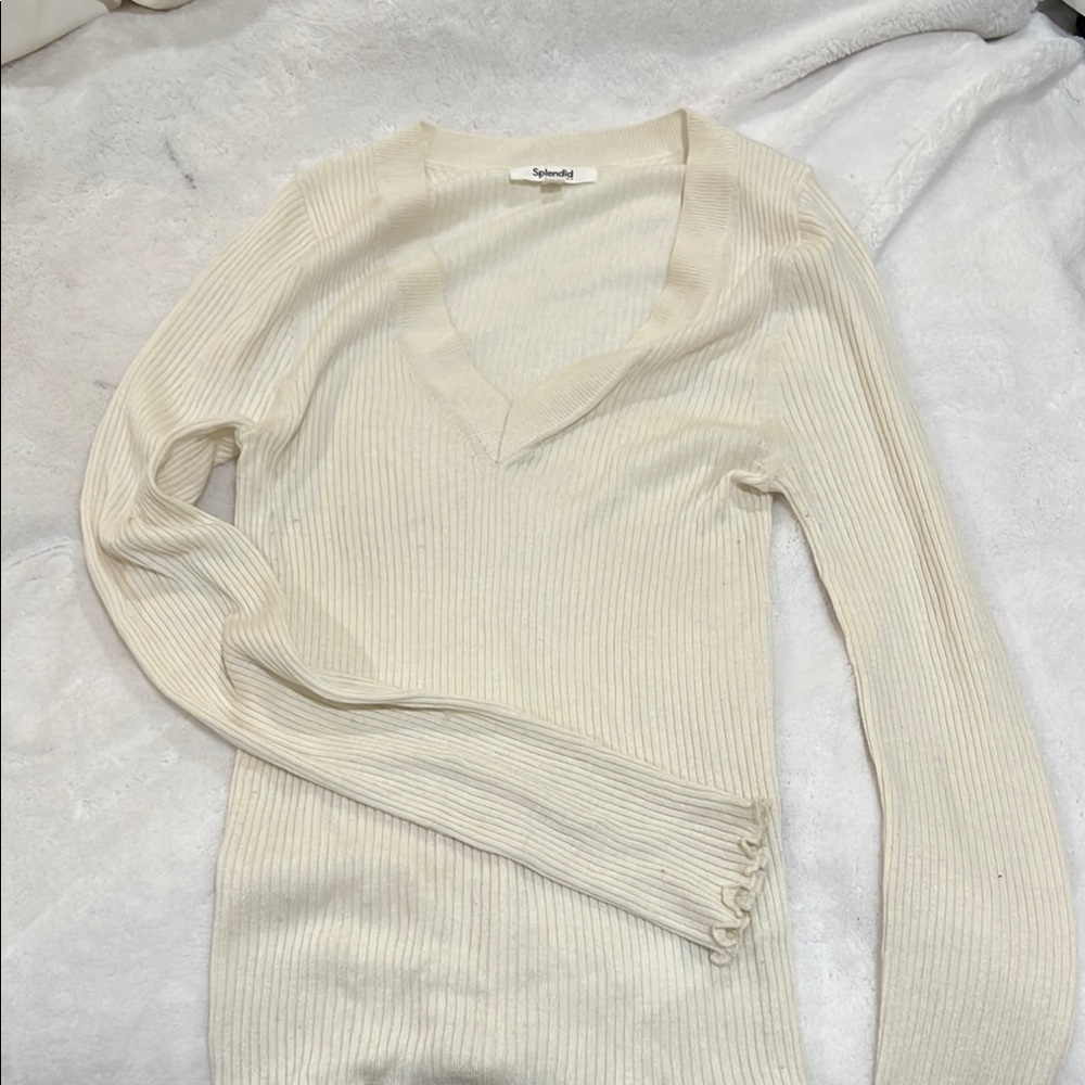 Splendid Cream V-Neck Sweater Cozy Knit